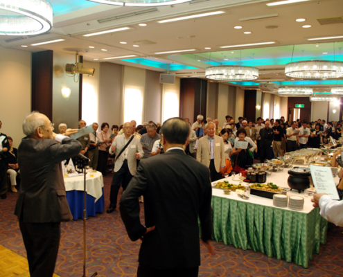 2016年70周年総会校歌斉唱